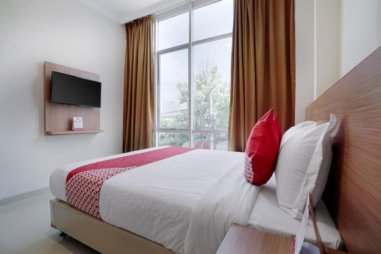 Oyo 415 The Kartini 8 Residence Jakarta Exterior foto