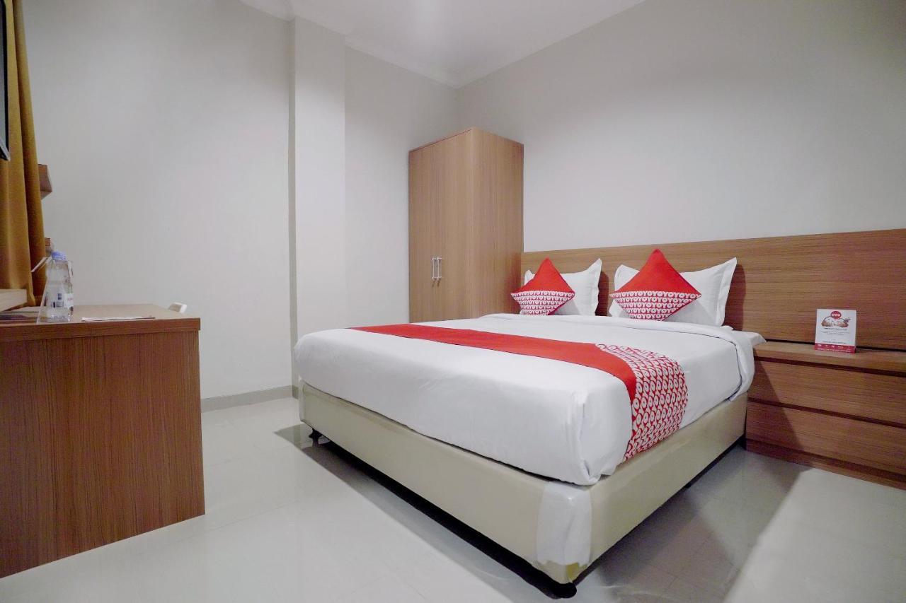 Oyo 415 The Kartini 8 Residence Jakarta Exterior foto