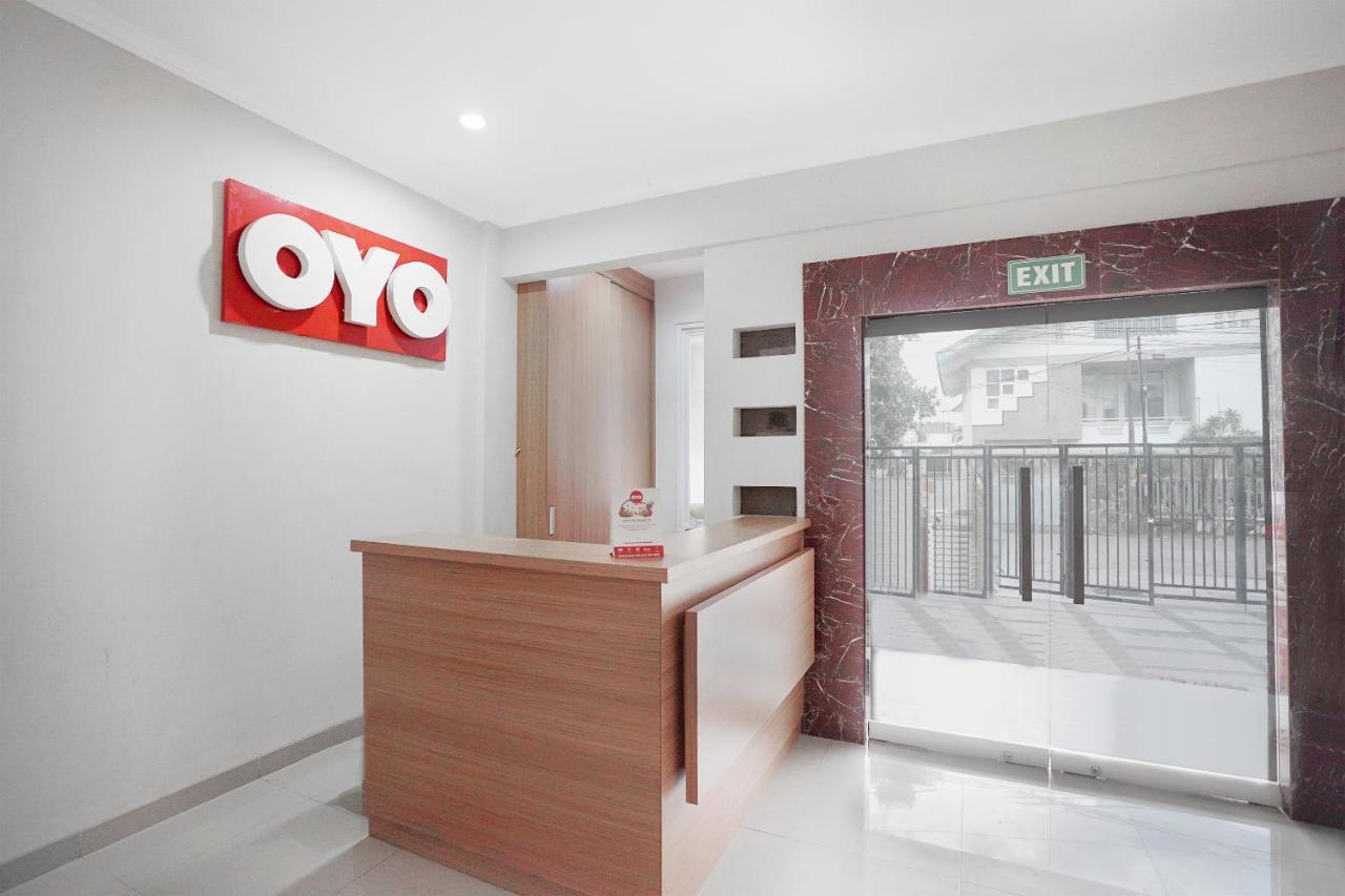 Oyo 415 The Kartini 8 Residence Jakarta Exterior foto