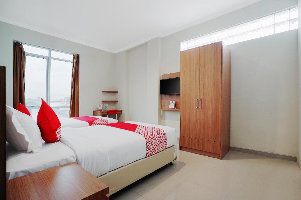 Oyo 415 The Kartini 8 Residence Jakarta Exterior foto