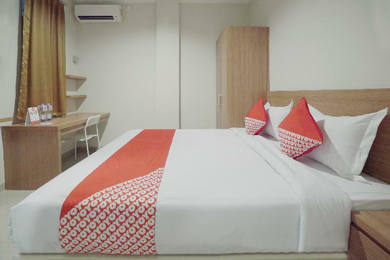 Oyo 415 The Kartini 8 Residence Jakarta Exterior foto