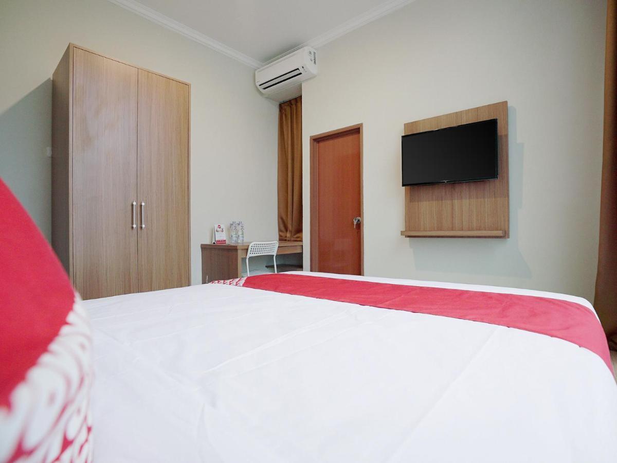 Oyo 415 The Kartini 8 Residence Jakarta Exterior foto