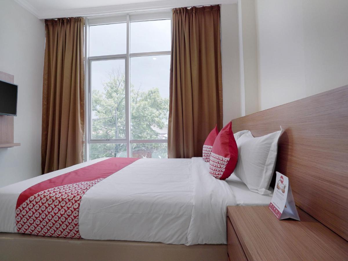 Oyo 415 The Kartini 8 Residence Jakarta Exterior foto