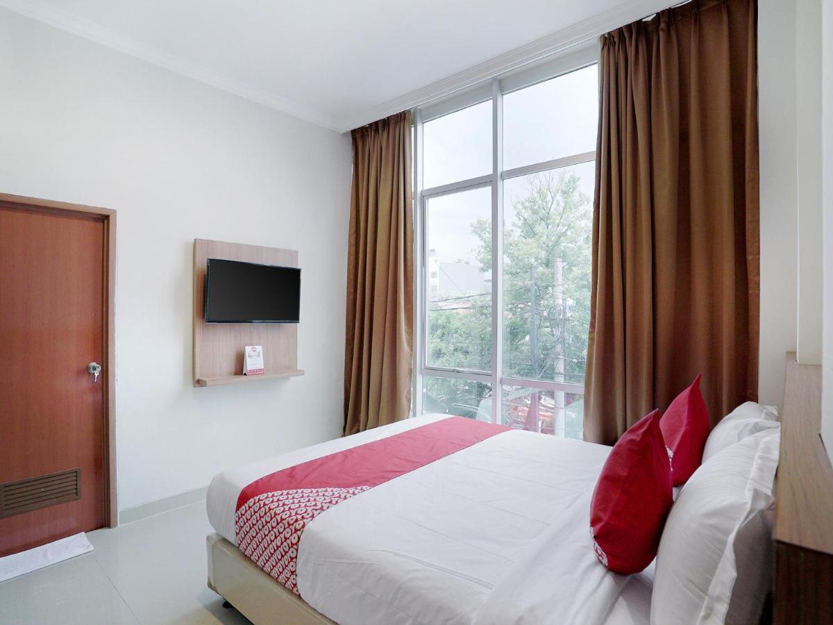 Oyo 415 The Kartini 8 Residence Jakarta Exterior foto