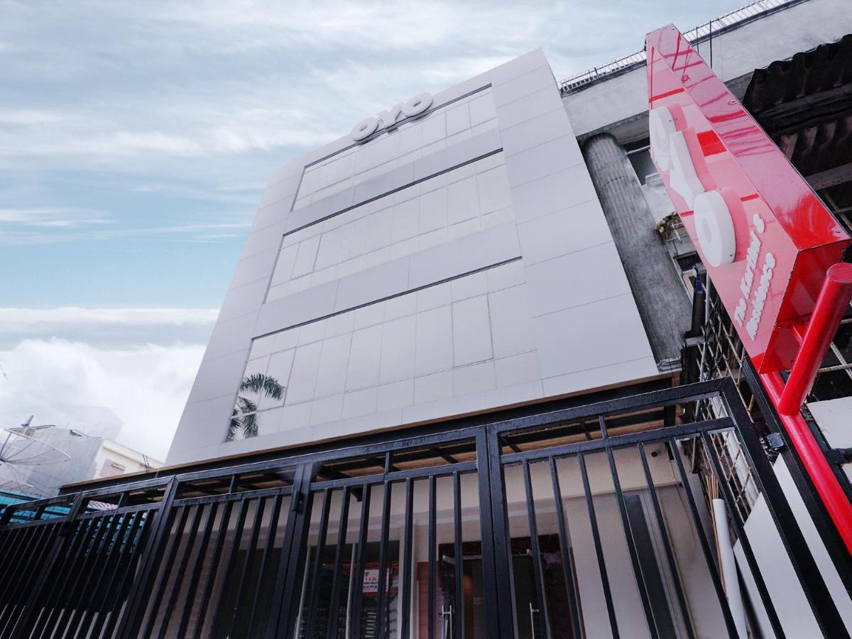 Oyo 415 The Kartini 8 Residence Jakarta Exterior foto